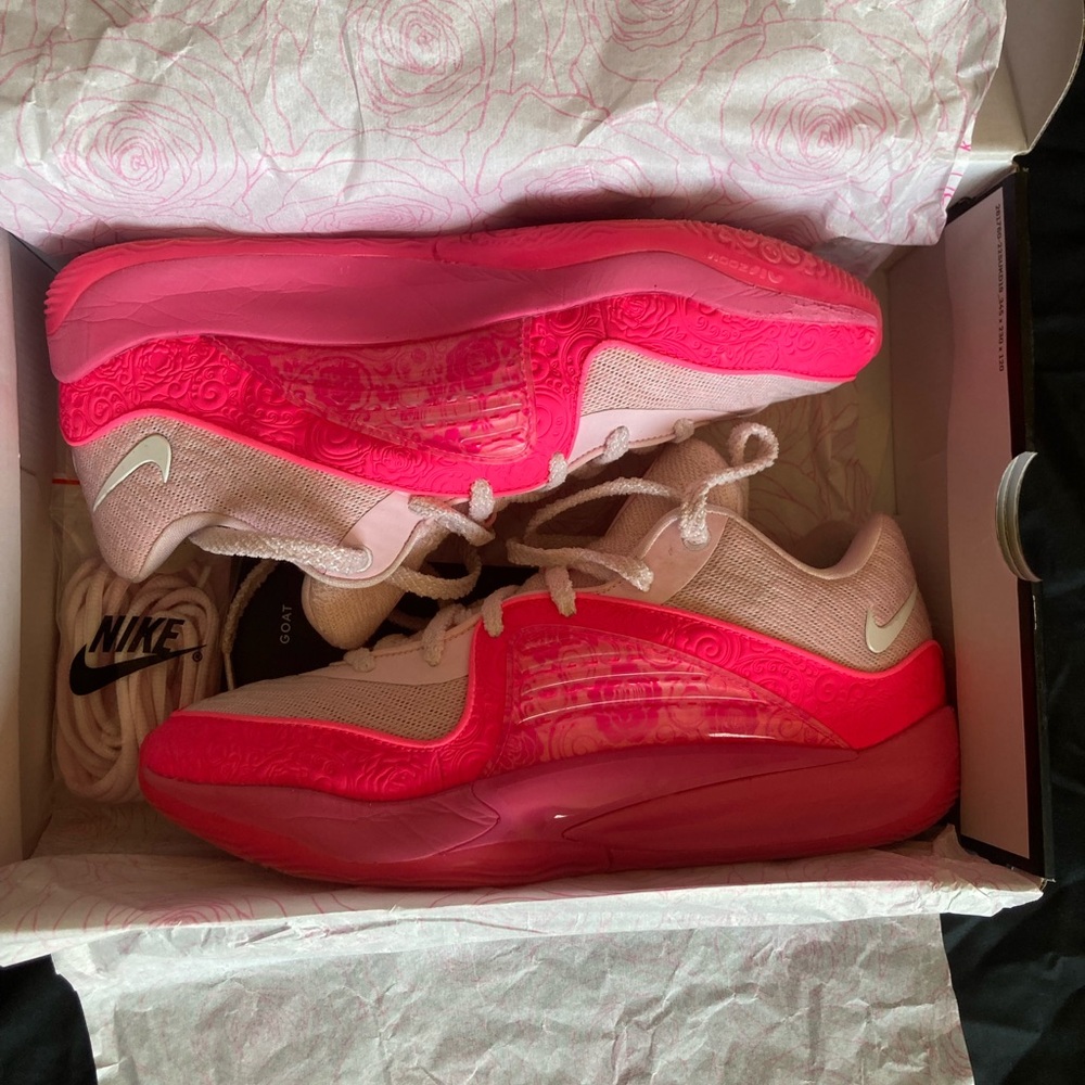 Nike KD16 Aunt Pearls
